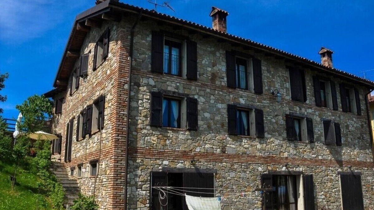 Savigno Other | Farmhouse in the heart of Valsamoggia: the land of wine, castles and good food!