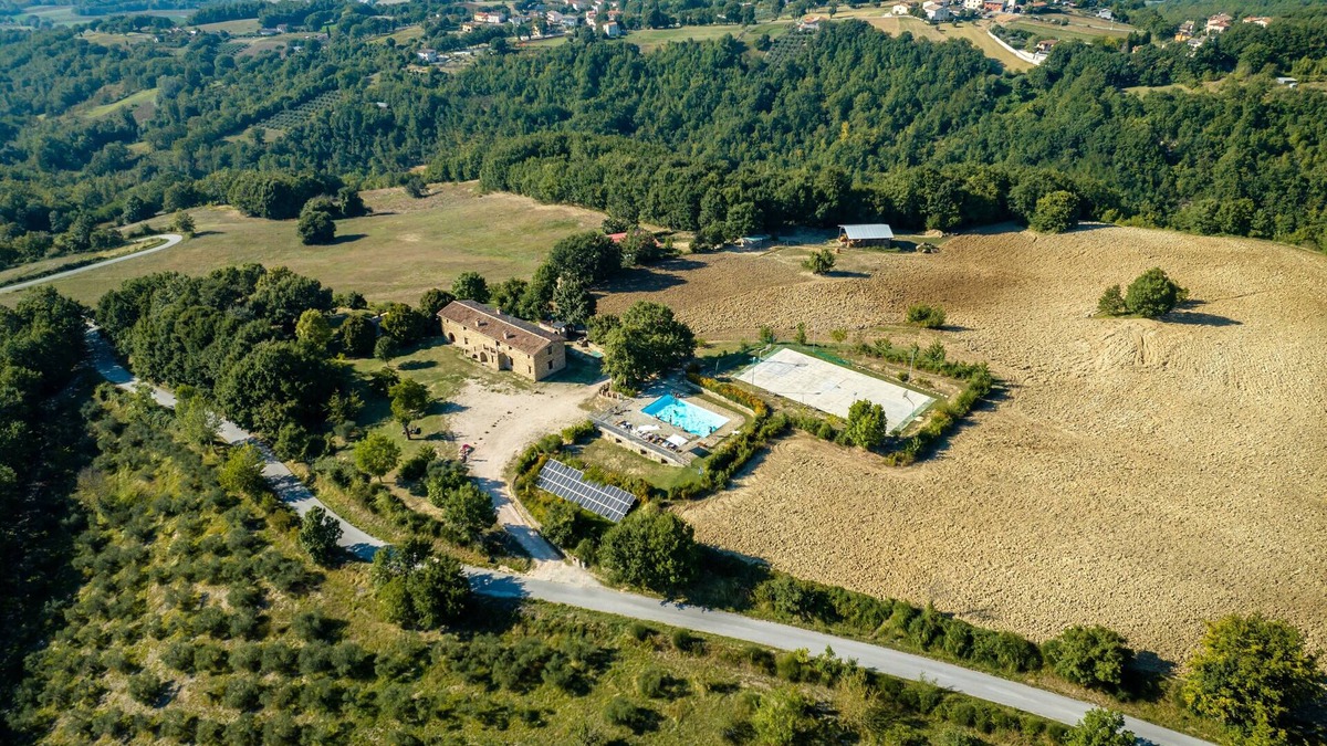 Gualdo Tadino Other | Farmhouse with private pool exclusively - Bio Agriturismo Assiolo