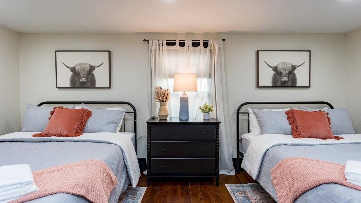 Bridgewater Apartment | Farmhouse Loft: Walking distance to North River, Dining and Shopping, Convenient to Bwater College