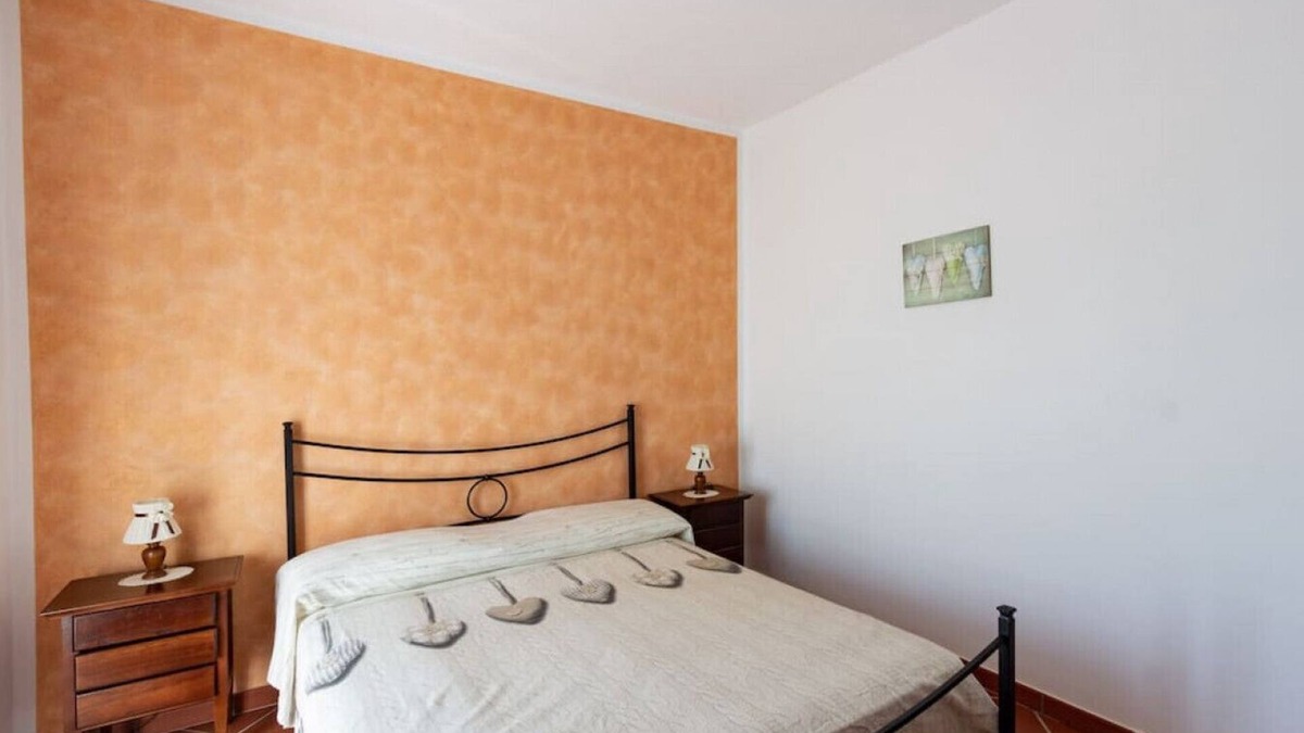 Rocca San Felice Bed & Breakfast | Farmhouse Radici Irpine