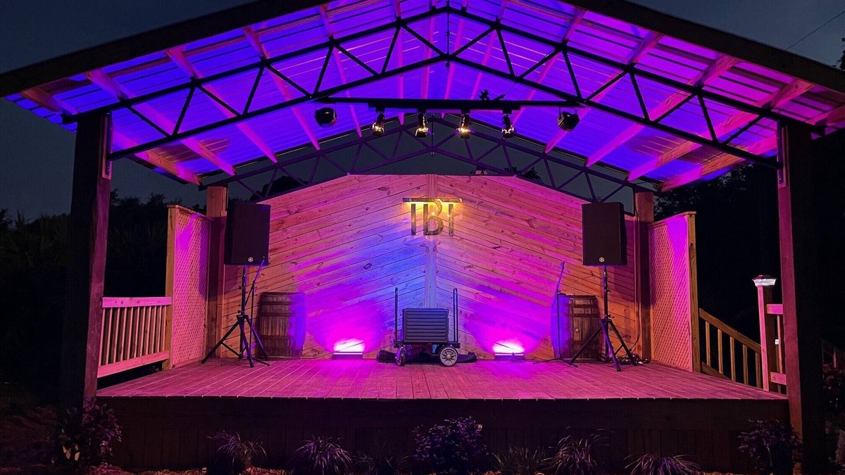 Indiantown Other | Farmstay Event Space with 2 Houses on 15 Acres with Additional Amentities Avail