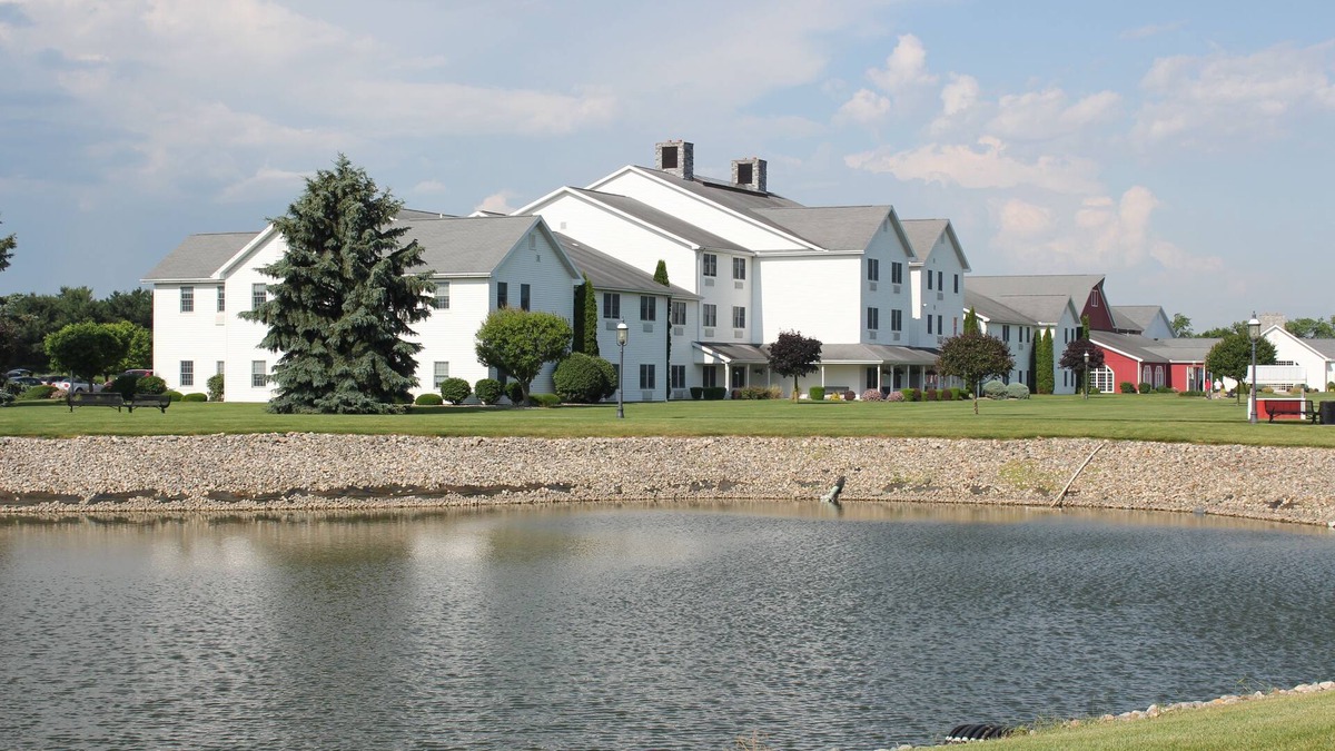 Shipshewana Hotel | Farmstead Inn & Conference Center