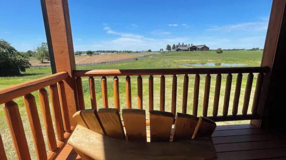 Harrodsburg Villa | Farmview Villa on Bourbon Trail with HOT TUB-2