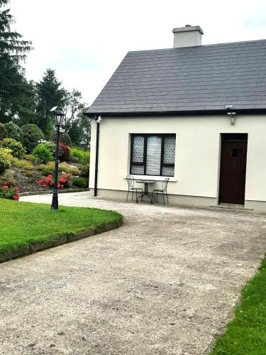 Gortletteragh Apartment | Farnaught Farmhouse Apartment, Lough Rynn, Mohill
