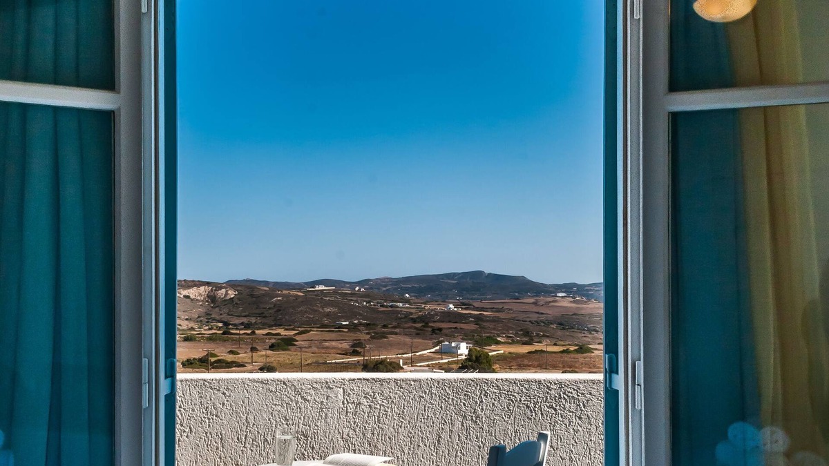 Milos House | Faros Apartments
