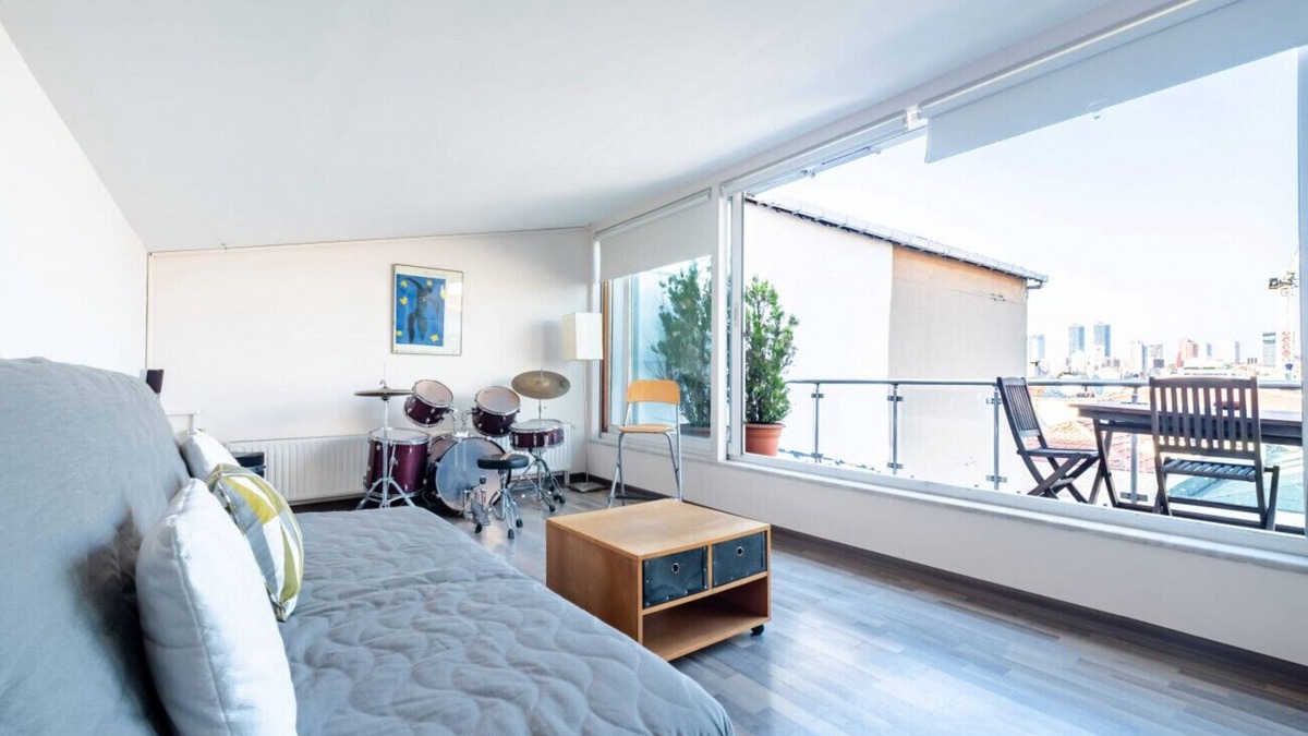 Nisantasi Apartment | Fascinating Flat near Citys Mall with Terrace