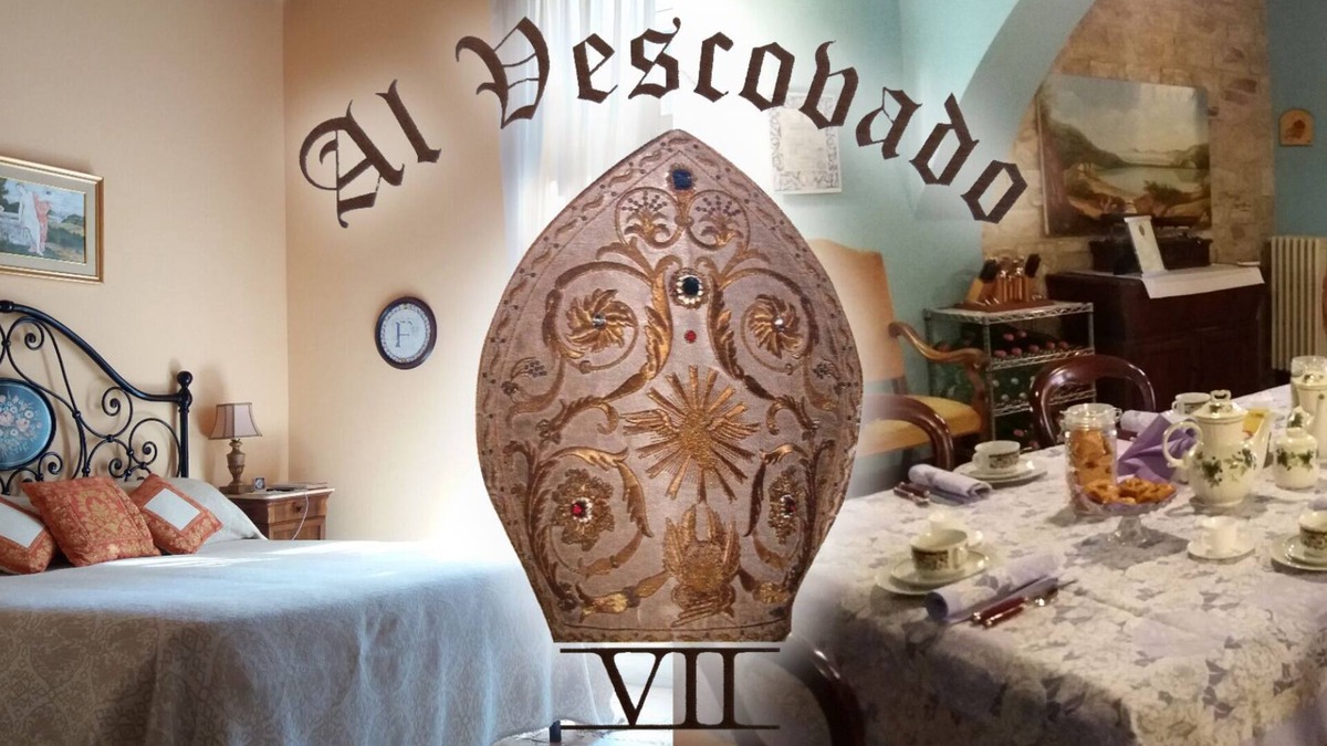 Gubbio House | Fascinating in Gubbio "Bishop 7"