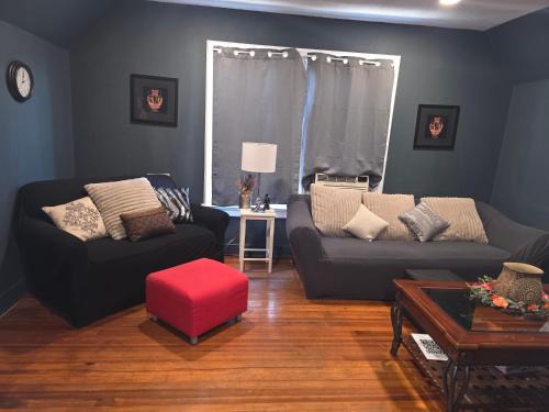 Meriden Apartment | Fashionably cozy2