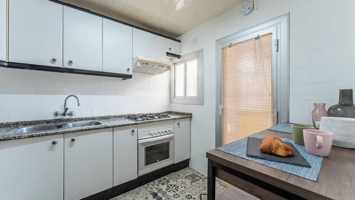 Cornella de Llobregat Apartment | Feel Welcome Barcelona 10