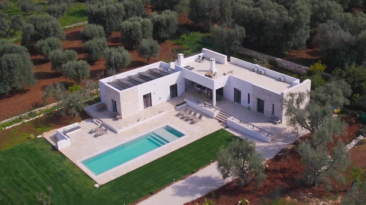 Carovigno Villa | Feelgood in Casa Pippo. luxury villa 2023. pool. sauna. sea view. fireplace