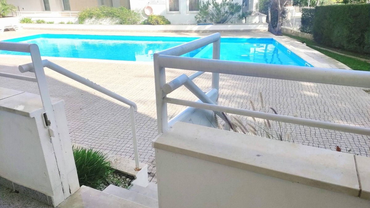 Santa Luzia Apartment | Feet in the water!