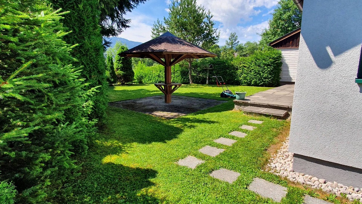 Bad Mitterndorf House | FeHs. SonnenAlm 177. 2-6 pers. 3 bedrooms, 2 baths. South ter. Garden, carport