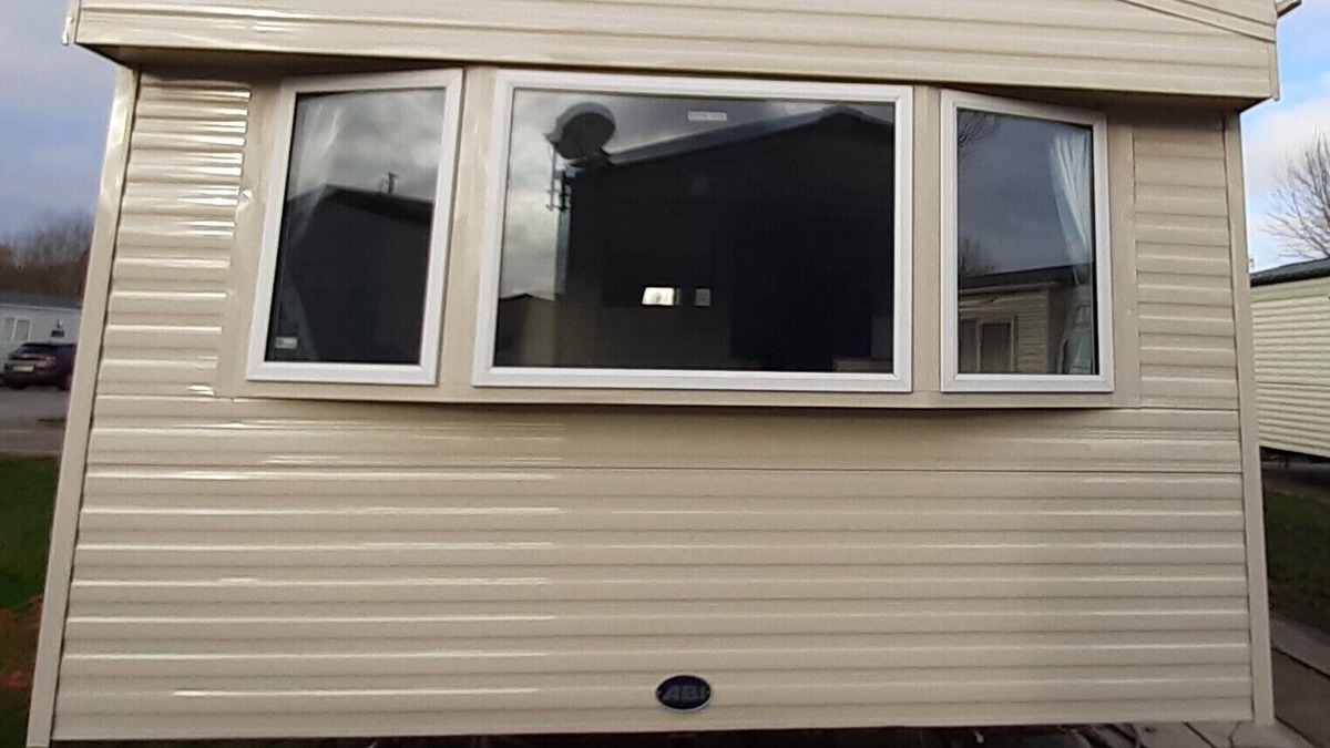 Felixstowe House | Felixstowe beach holiday park caravan/mobile home