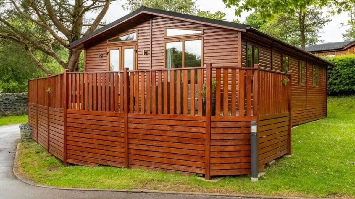 Troutbeck Cabin | Fellhaven - a holiday lodge that sleeps 6 guests in 3 bedrooms