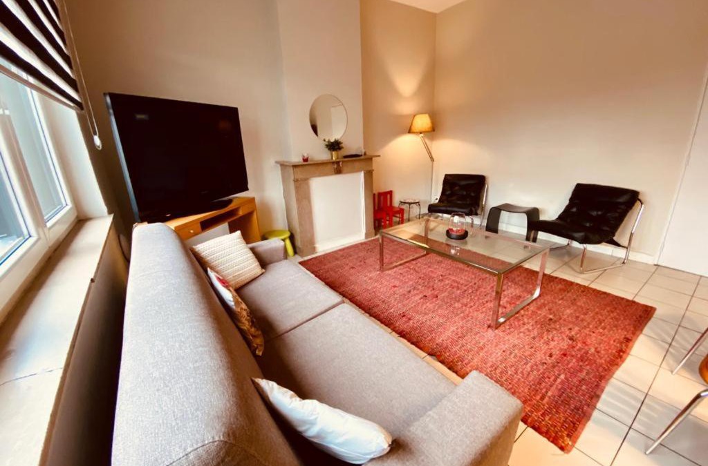 Seraing Apartment | Fenêtre sur le Standard de Liège