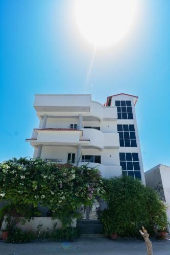 Dharavandhoo Bed & Breakfast | Fen Villa