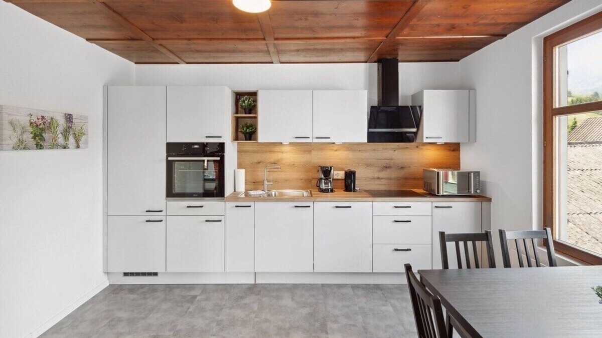 Grabs Apartment | FENUS Apartment Mountain View | Parking | Kitchen