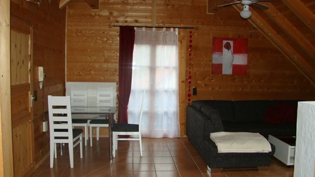 Nußbaum Apartment | Fereinwohnung Sehn II upstairs - Apartments Sehn