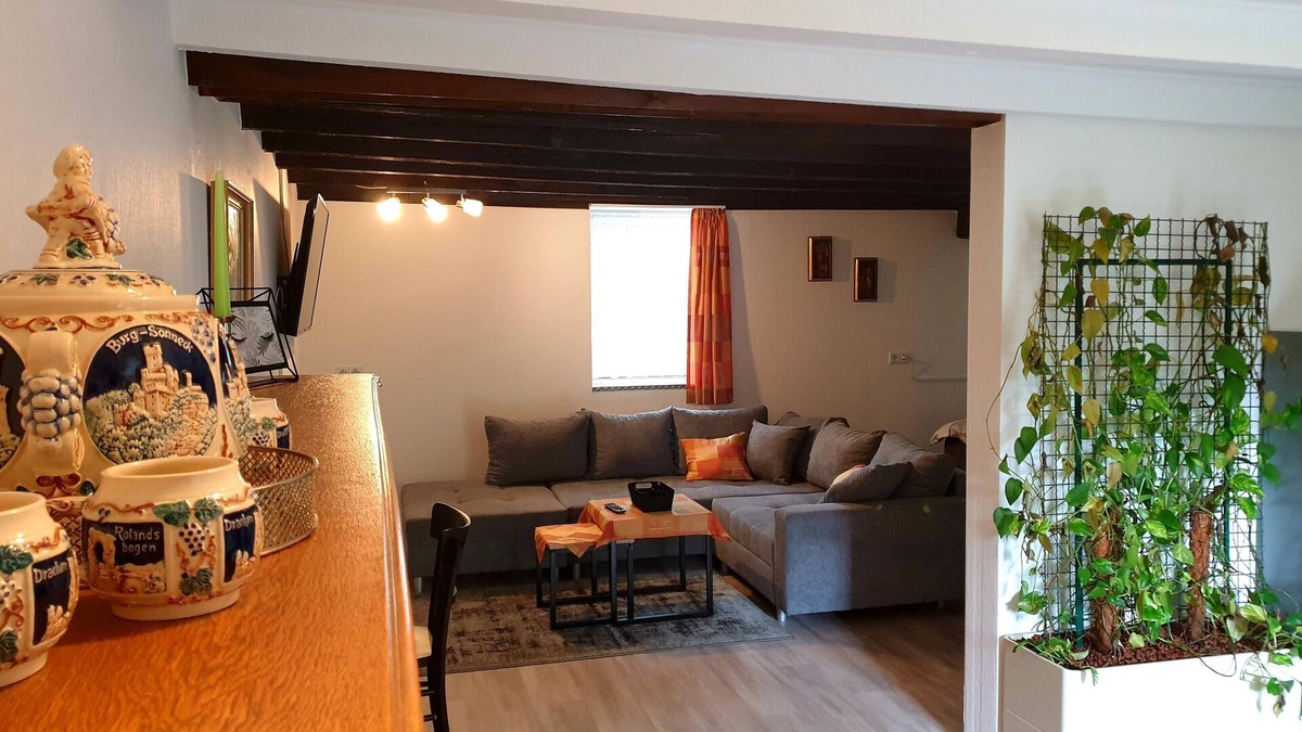 Hilbringen Apartment | Ferien im Schloss Hilbringen