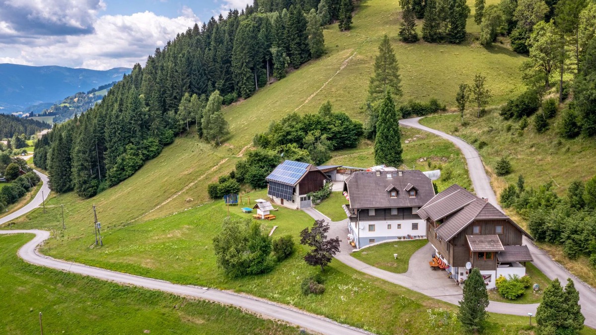 Arriach Apartment | Ferienglück by Interhome