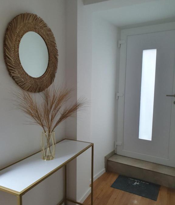 Jagersburg House | Ferienhaus am Naherholungsgebiet mit SAUNA