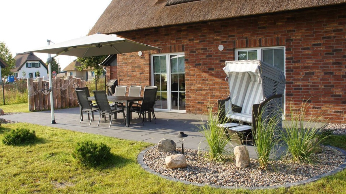 Poseritz House | Ferienhaus Auszeit an der Üselitzer Wiek - Auszeit Unter Reet auf Südrügen