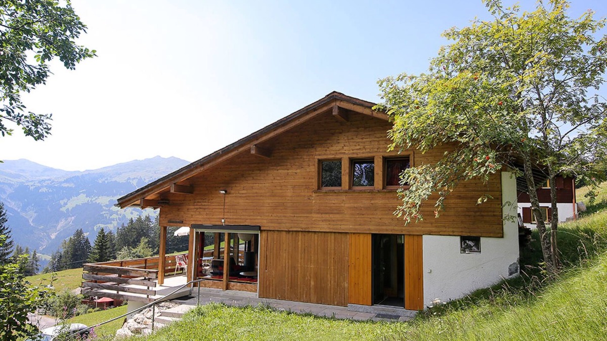 Pany Apartment | Ferienhaus Bim Waldji by Interhome