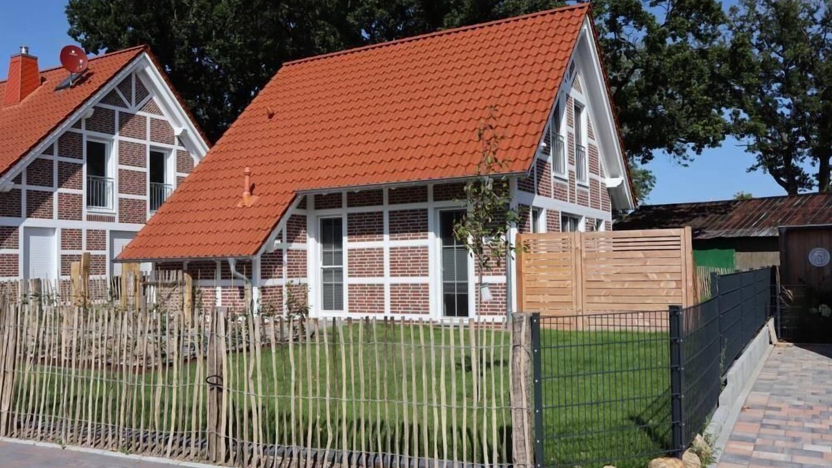 Holte-Spangen House | Ferienhaus im Angerdorf