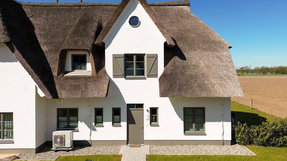 Stolpe auf Usedom Apartment | Ferienhaus Lasse Thoressen - Inseldomizil Stolpe - Urlaub Unter Reet auf Usedom