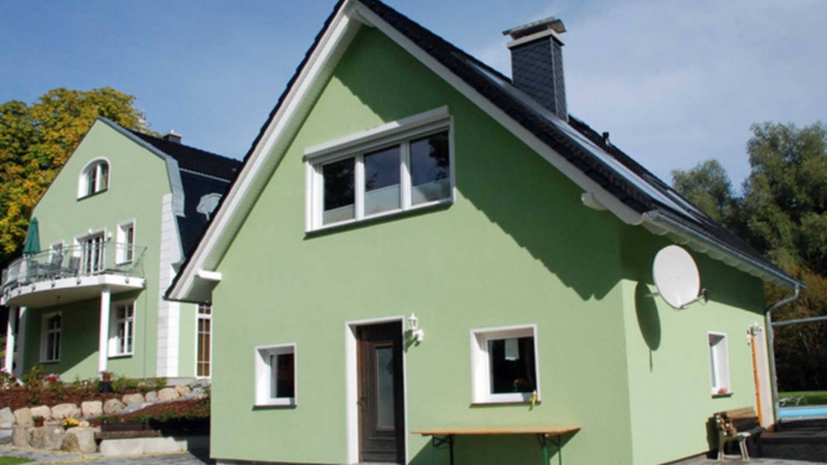 Rugen Island Apartment | Ferienhaus Regenbogen mit Kamin und Terrasse - Manor house apartment with fireplace,