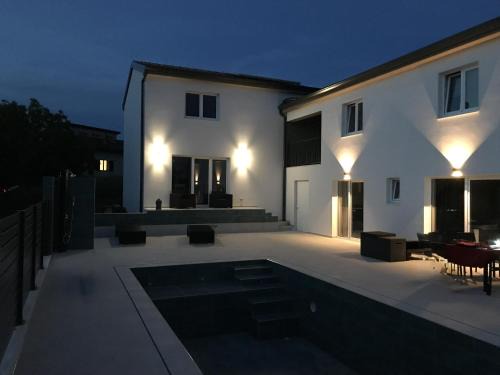 Farini Apartment | Ferienhausanlage Adria Oasis