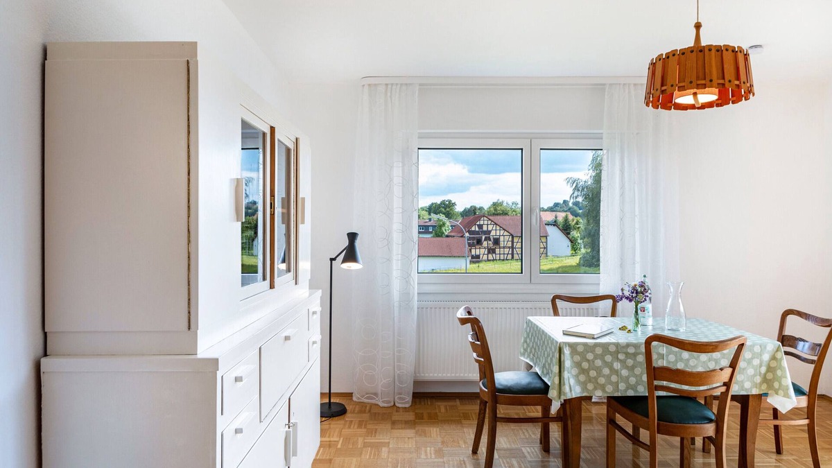 Radmuhl Apartment | Ferienhof im Salzbachtal – Wildbiene für bis zu vier Personen