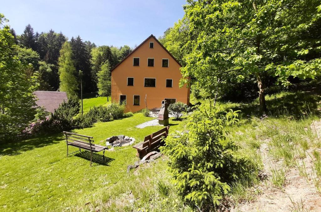 Luckendorf Apartment | Ferienwohnung Haus Sonnenblick