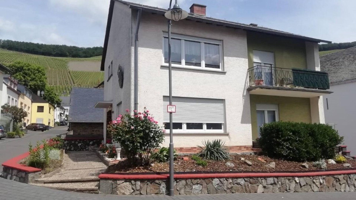 Kluesserath Apartment | Ferienwohnung 1 EG - Marinas Ferienhaus