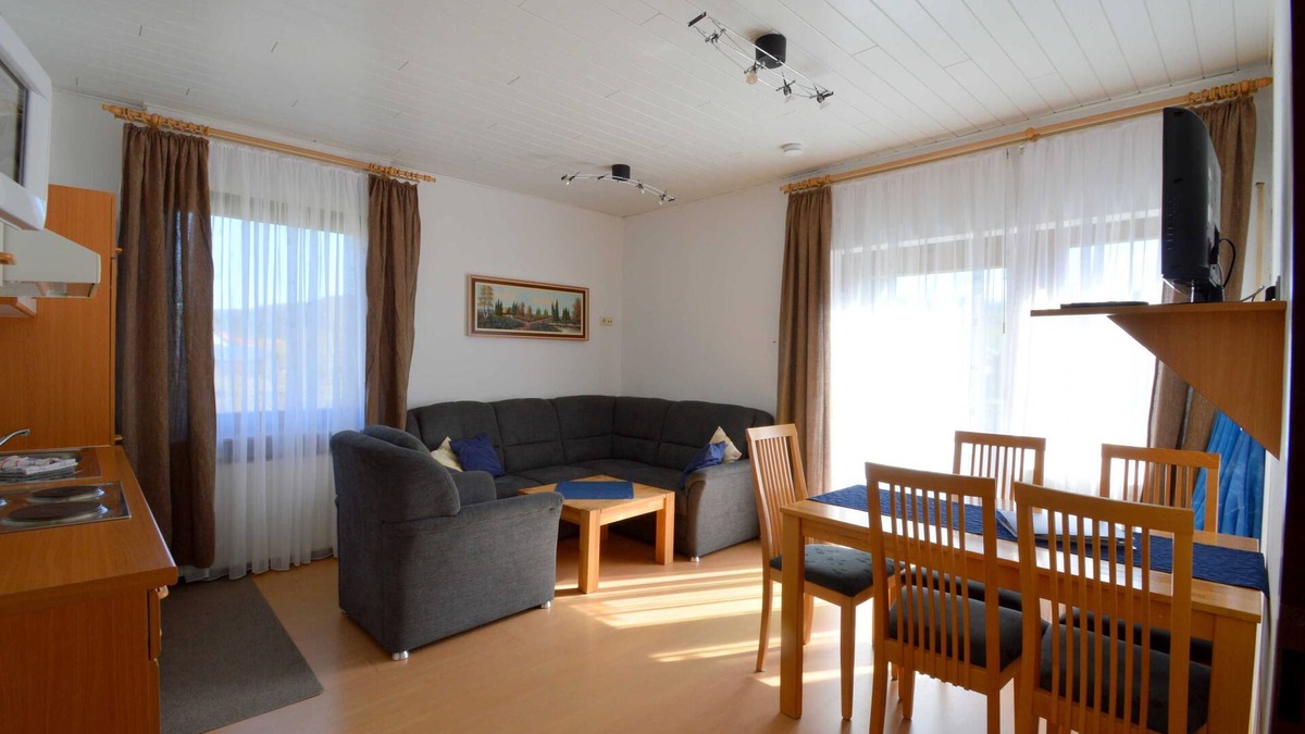 Nieder-Werbe Apartment | Ferienwohnung 12 - Ferienwohnungen Pfeil