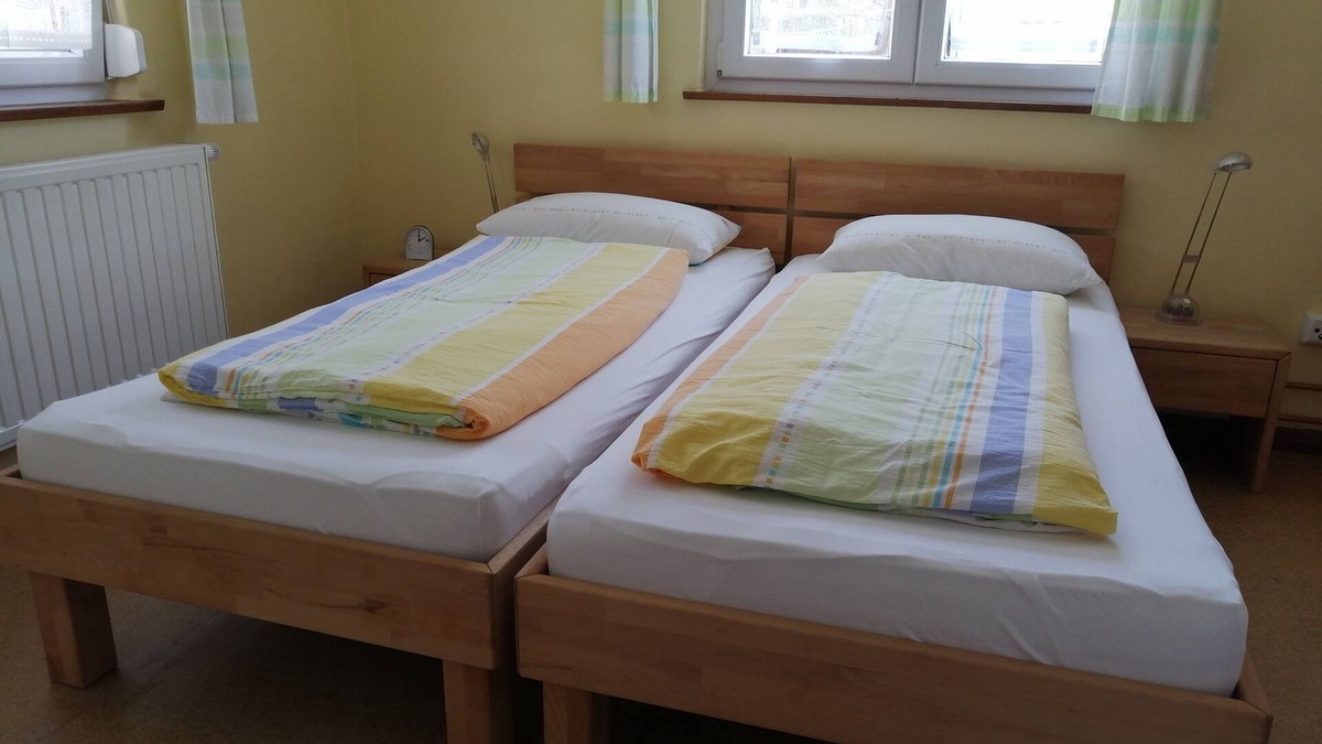 Weilheim Apartment | Ferienwohnung 2, 44qm, 2 Schlafzimmer, max. 3 Personen