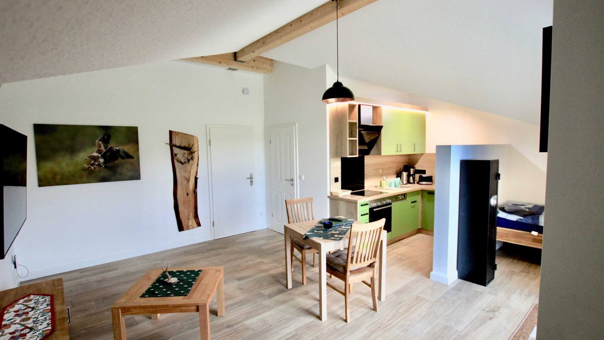 Zarnitz Apartment | Ferienwohnung Adlerhorst - Hirschhof