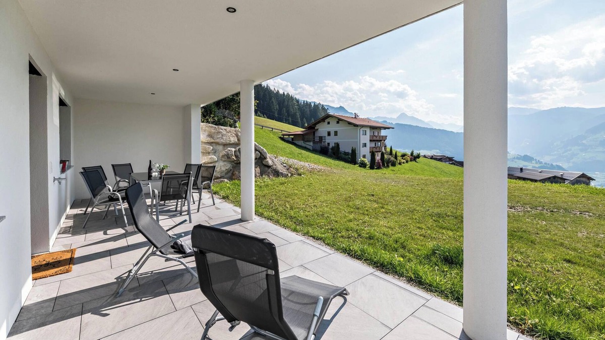 Rohrberg Apartment | "Ferienwohnung am Mühlbachl" with Mountain View, Private Terrace & Wi-Fi