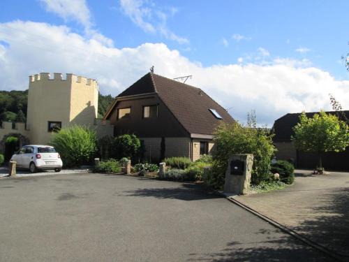 Marsberg Apartment | Ferienwohnung Am Orpeturm