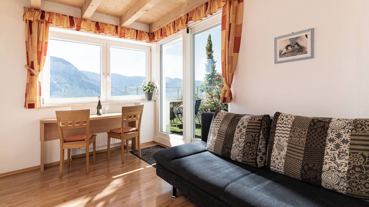 Kurtatsch an der Weinstraße Apartment | Ferienwohnung am Ortsrand von Kurtatsch
