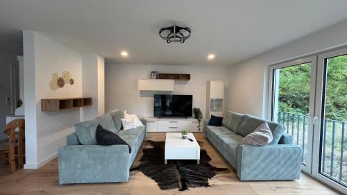 Altenahr Apartment | Ferienwohnung am Teufelsloch mit 2 Schlafzimmern und 2 Schlafcouchen a 1,4m