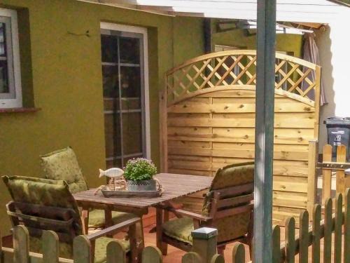 Ahrenshagen-Daskow Apartment | Ferienwohnung am Wald