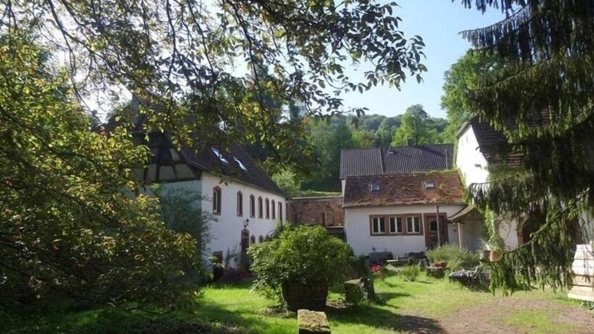 Sankt Ingbert Apartment | Ferienwohnung/app. für 2 Gäste mit 54m² in Sankt Ingbert