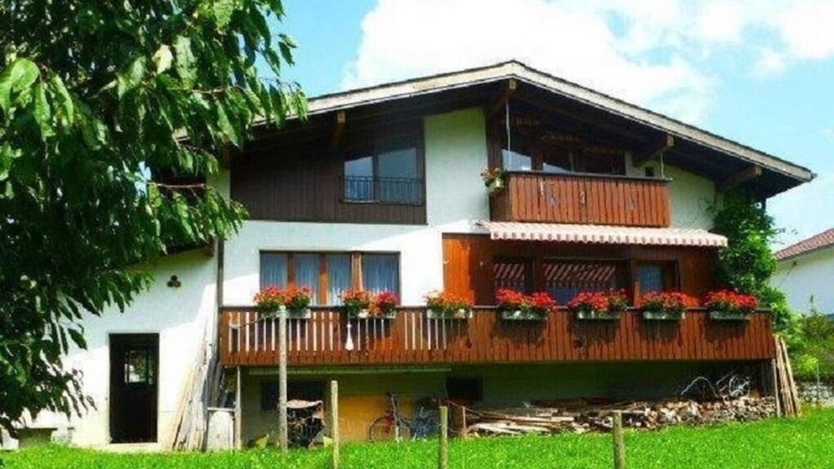 Amsoldingen Apartment | Ferienwohnung/app. für 3 Gäste mit 60m² in Amsoldingen