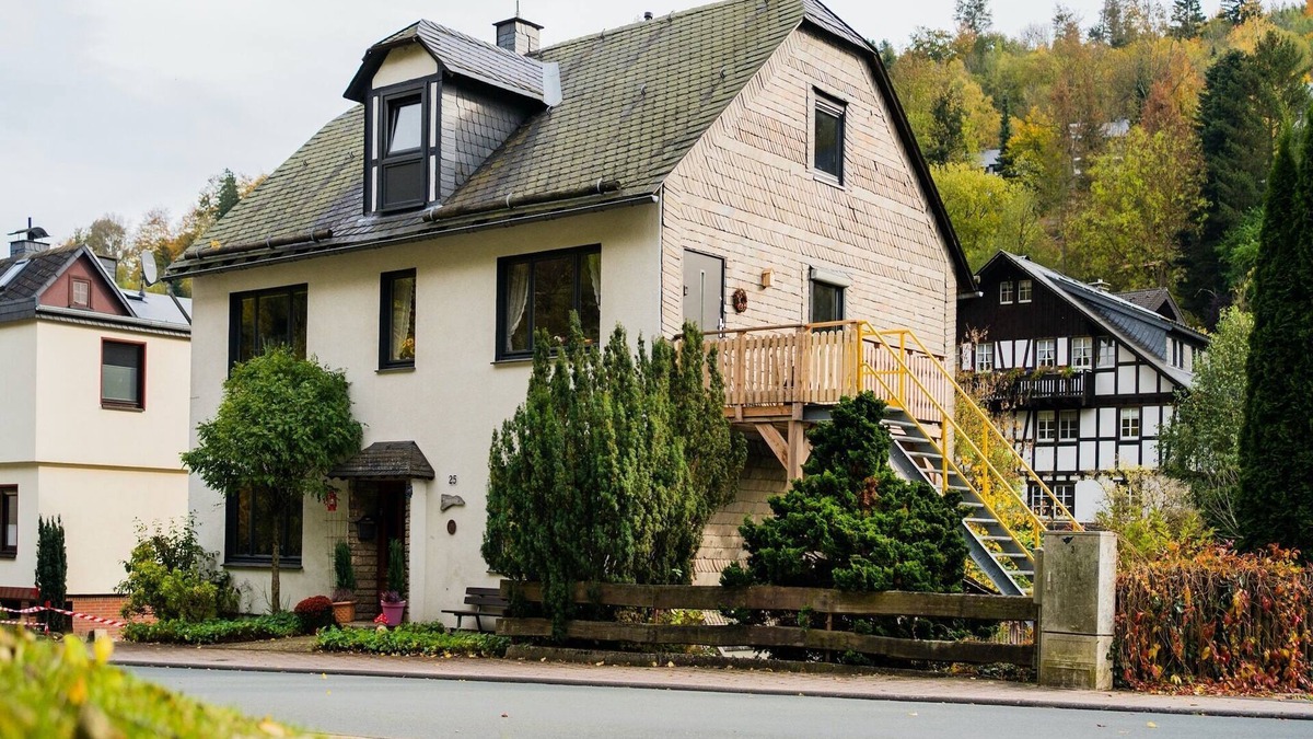 Schwalefeld Apartment | Ferienwohnung bei Willingen mit Garten