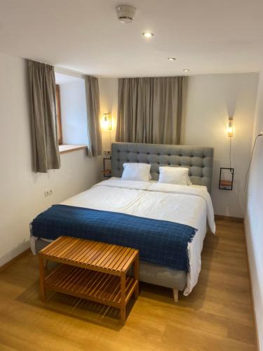 Flirsch Apartment | Ferienwohnung Bergblick Flirsch