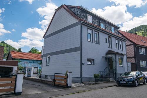 Oker Apartment | Ferienwohnung Bergblick -KEINE MONTEURE-