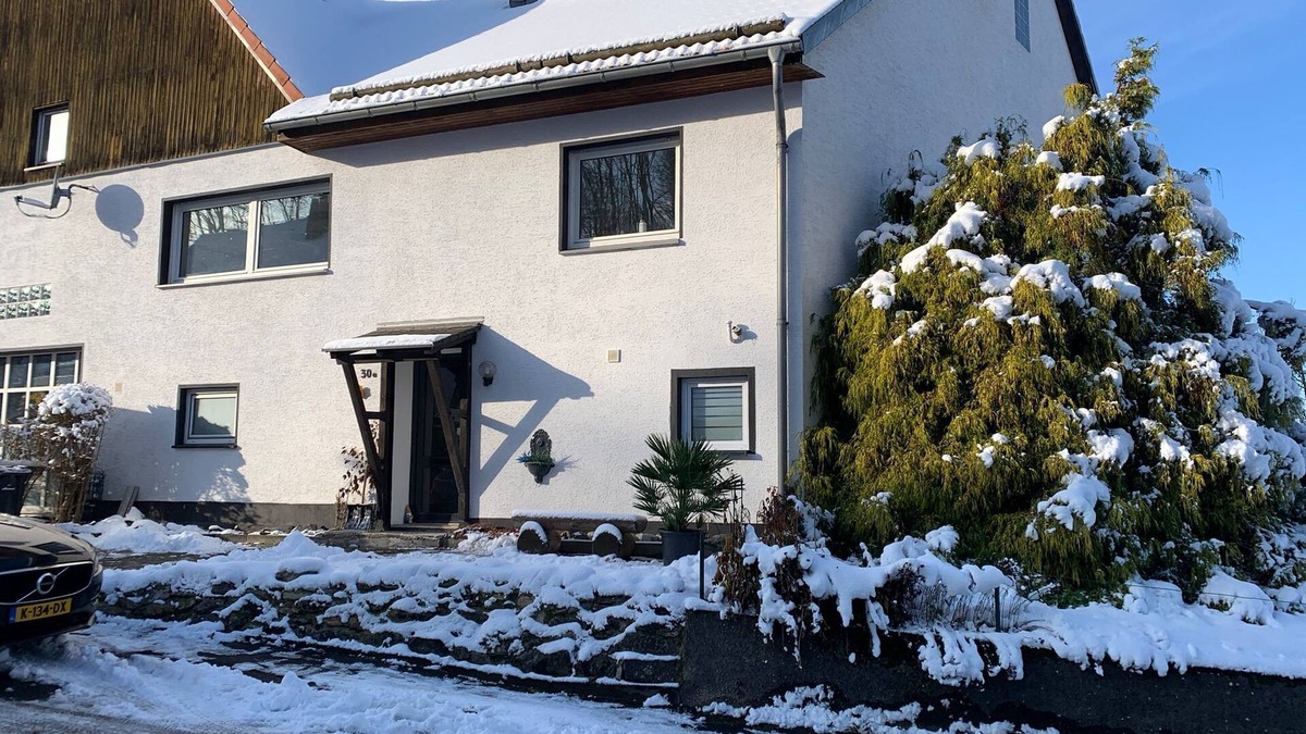 Alme House | Ferienwohnung Brailen mit Terrasse und Alme Blick