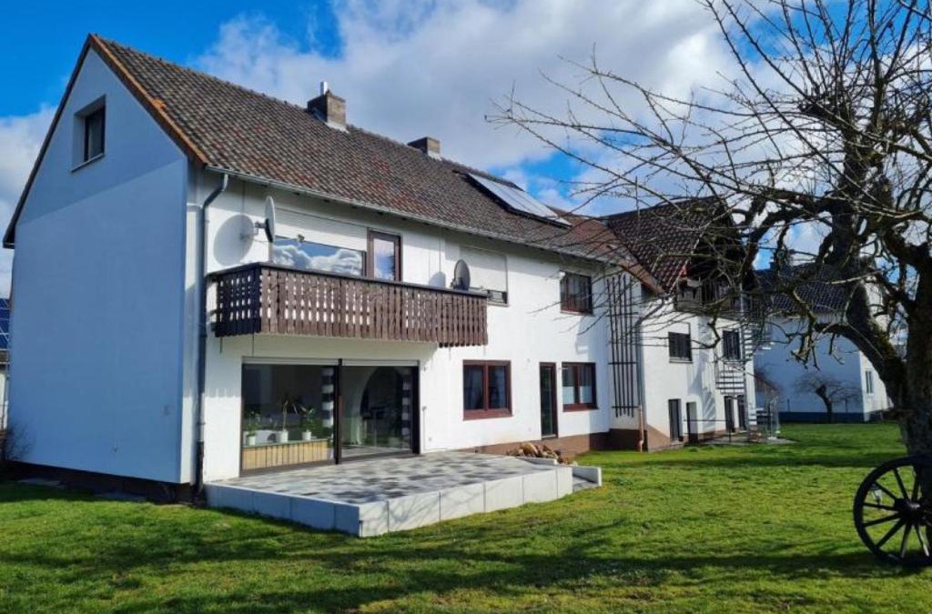 Calden Apartment | Ferienwohnung Dörnbergblick Klinge