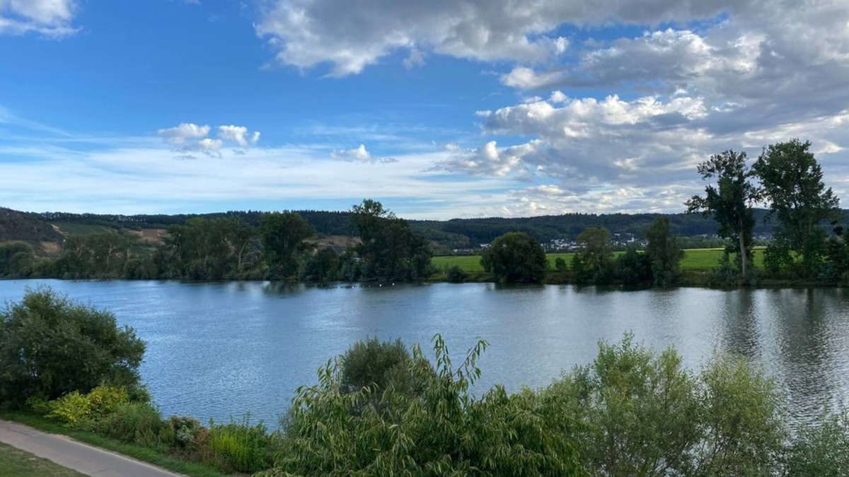 Issel Apartment | Ferienwohnung Flussufer No.12 - Flussufer No. 12